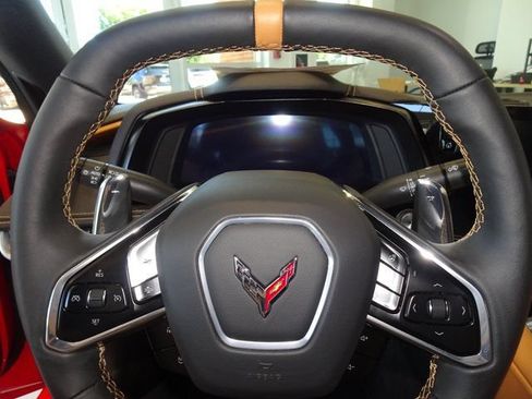 Used 2024 Chevrolet Corvette Stingray Preferred Cpe w/ Z51 Performance Package RWD image 21