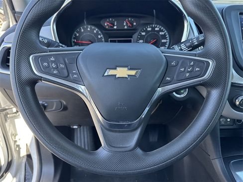 Used 2023 Chevrolet Equinox LS image 11