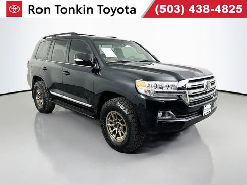 Certified 2017 Toyota Land Cruiser image 1