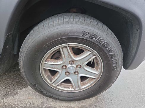 Used 2004 Jeep Liberty Sport w/ PWR Convenience Group image 2