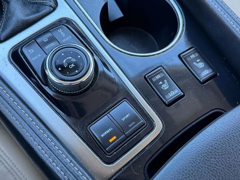 Used 2018 Nissan Maxima 3.5 SL image 20