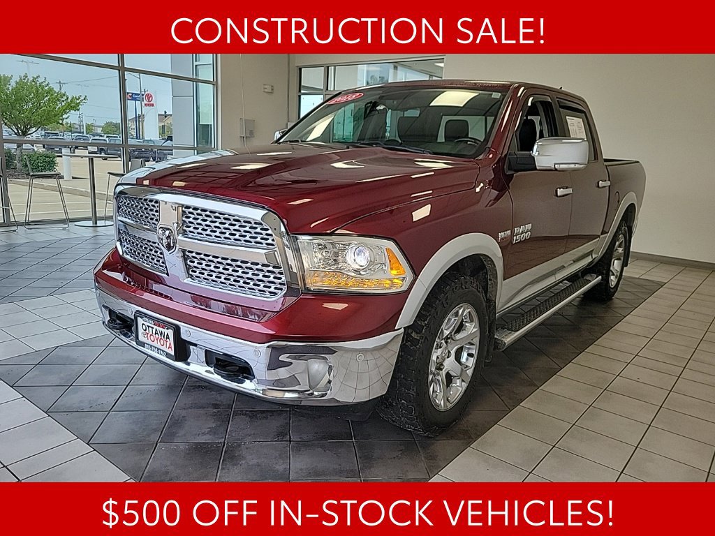 Used 2018 RAM 1500 Laramie w/ Convenience Group AWD/4WD image 2