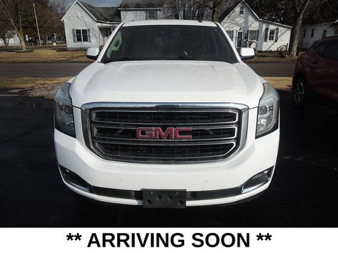 Used 2024 GMC Yukon AT4 w/ AT4 Premium Plus Package image 2