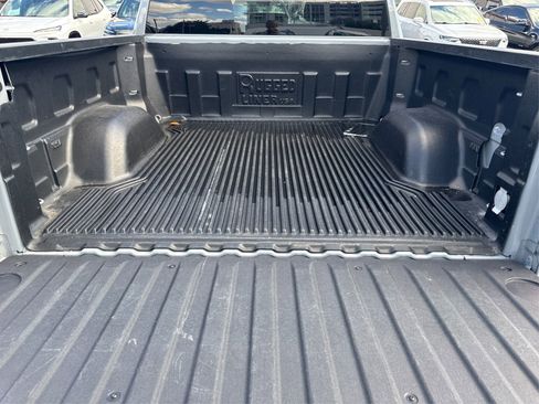 Used 2024 GMC Sierra 1500 Elevation image 14