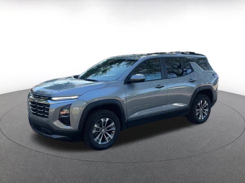 Used 2025 Chevrolet Equinox LT image 8