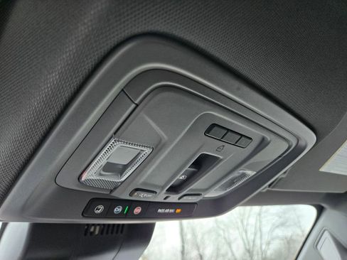 New 2026 GMC Sierra 1500 SLE w/ Preferred Package image 10