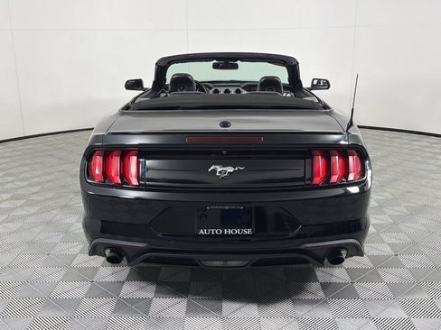 Used 2020 Ford Mustang Premium RWD image 6