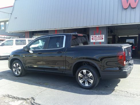 Used 2019 Honda Ridgeline RTL image 4