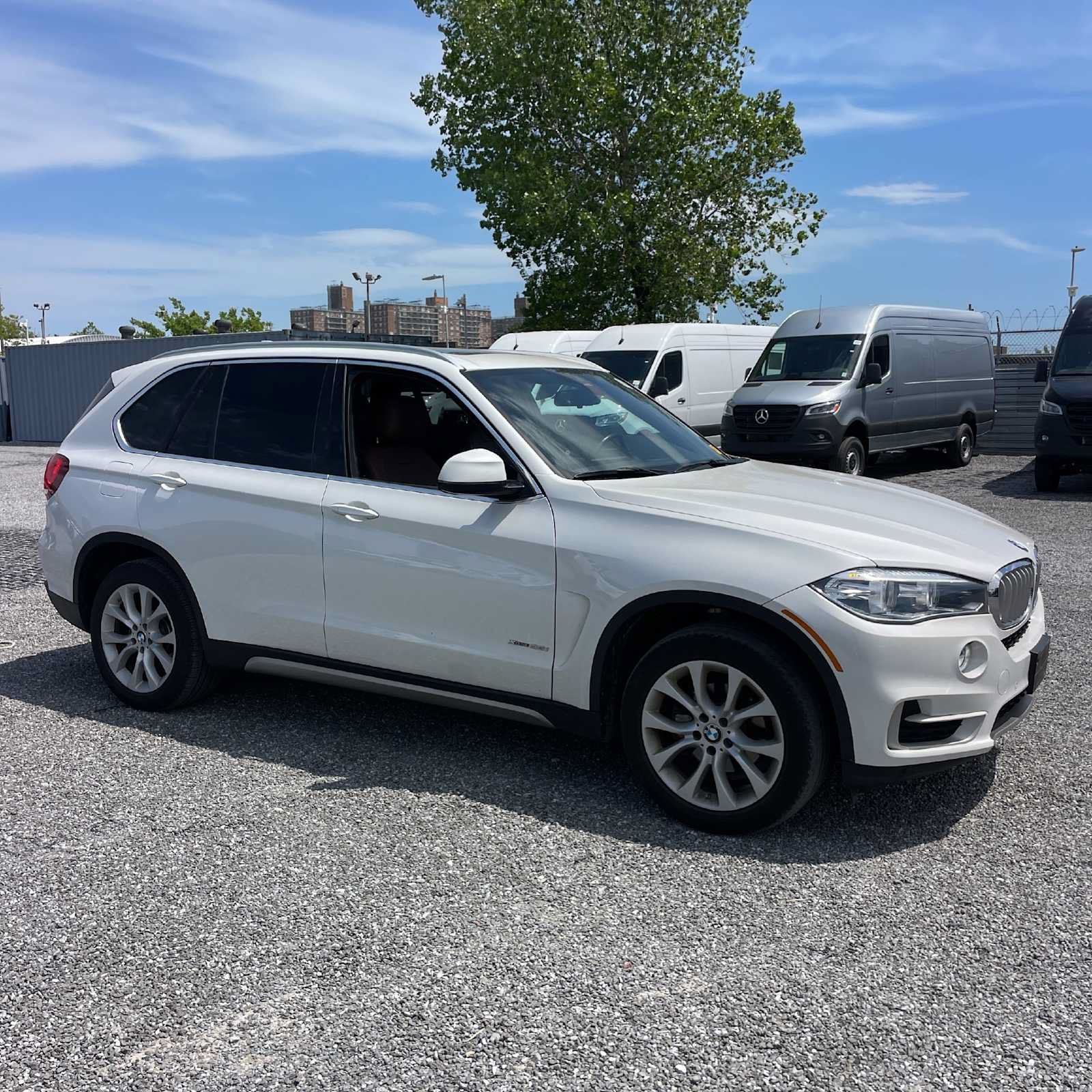 Used 2018 BMW X5 xDrive35i w/ Driving Assistance Package AWD/4WD image 2