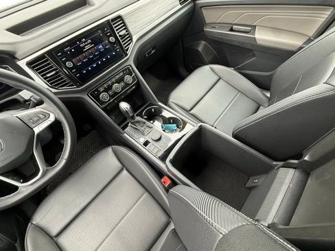 Used 2023 Volkswagen Atlas Cross Sport SE image 20