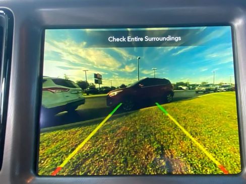 Used 2022 Dodge Challenger R/T Scat Pack RWD image 22