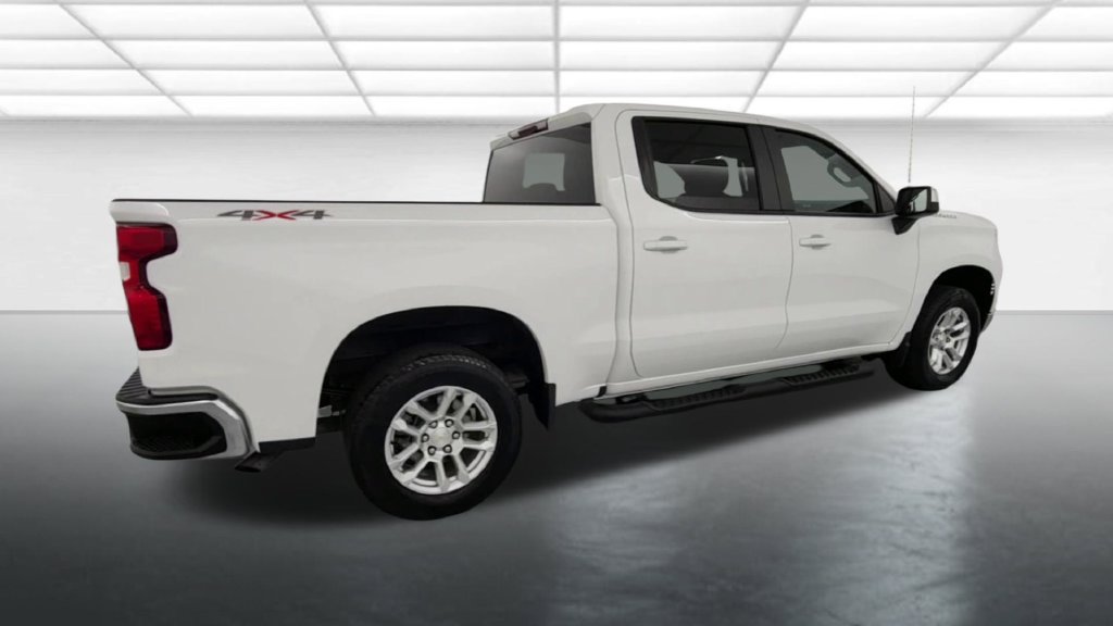 Used 2023 Chevrolet Silverado 1500 LT AWD/4WD image 8