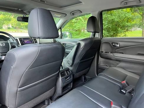 Used 2018 Honda Pilot EX-L image 14