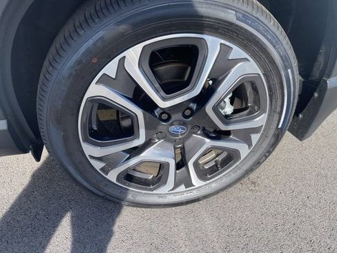 New 2025 Subaru Ascent Limited image 10