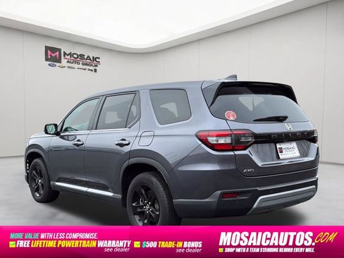 Used 2025 Honda Pilot EX-L image 5