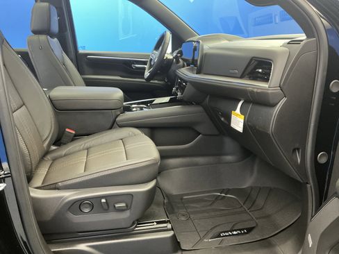 New 2026 Chevrolet Tahoe High Country w/ Sun And Tow Package AWD/4WD image 27