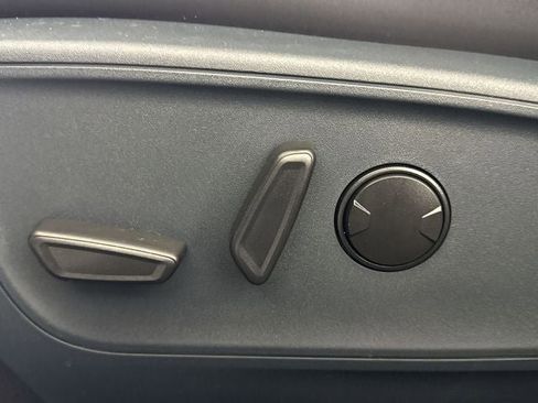 New 2025 Ford Maverick Lobo image 16