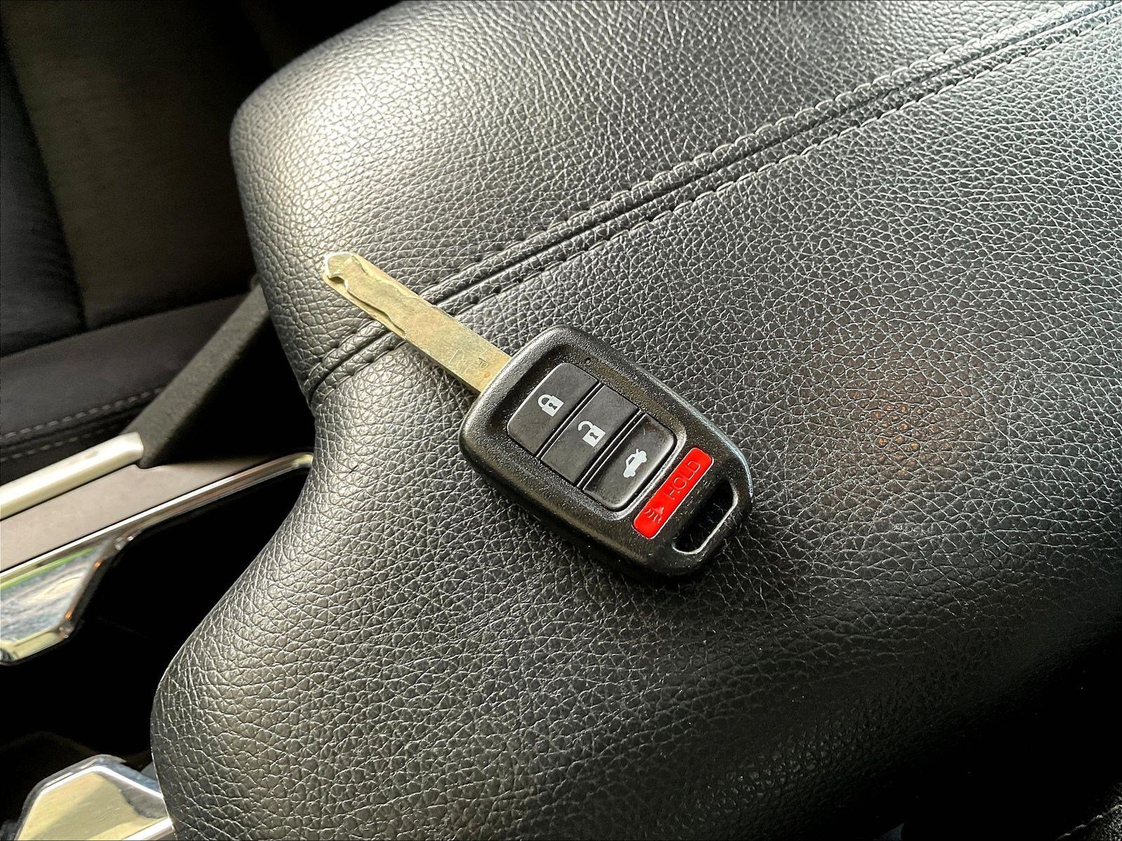 Used 2015 Honda Accord Sport image 32