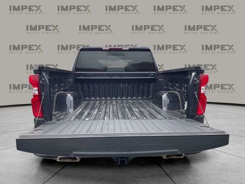 Used 2024 Chevrolet Silverado 1500 LT Trail Boss w/ Convenience Package II image 29