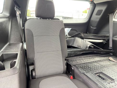 Used 2019 Chevrolet Traverse LT w/ LPO, Floor Liner Package AWD/4WD image 43