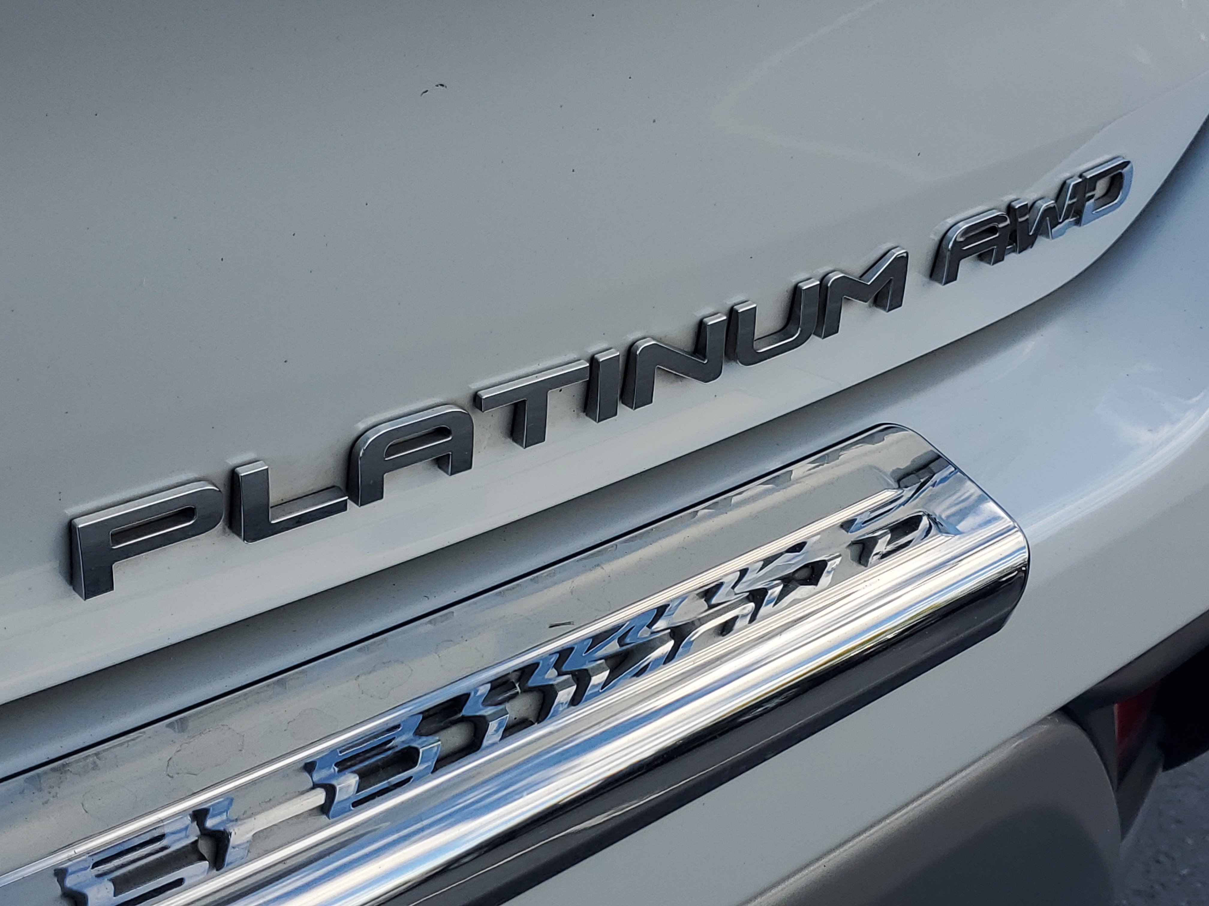 Certified 2026 Toyota Highlander AWD image 7
