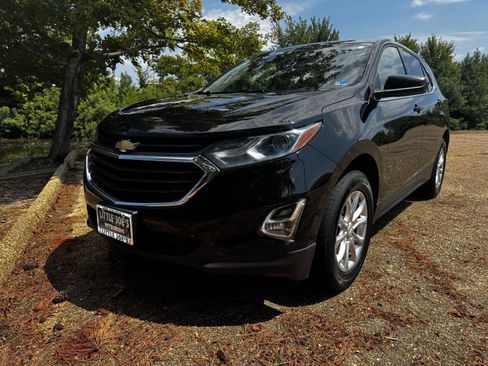 Used 2019 Chevrolet Equinox LT AWD/4WD image 11