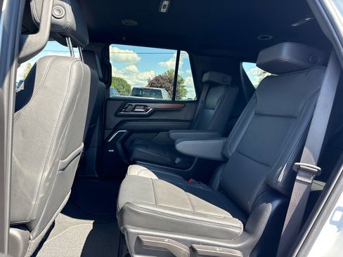 Certified 2025 GMC Yukon Denali AWD/4WD image 21