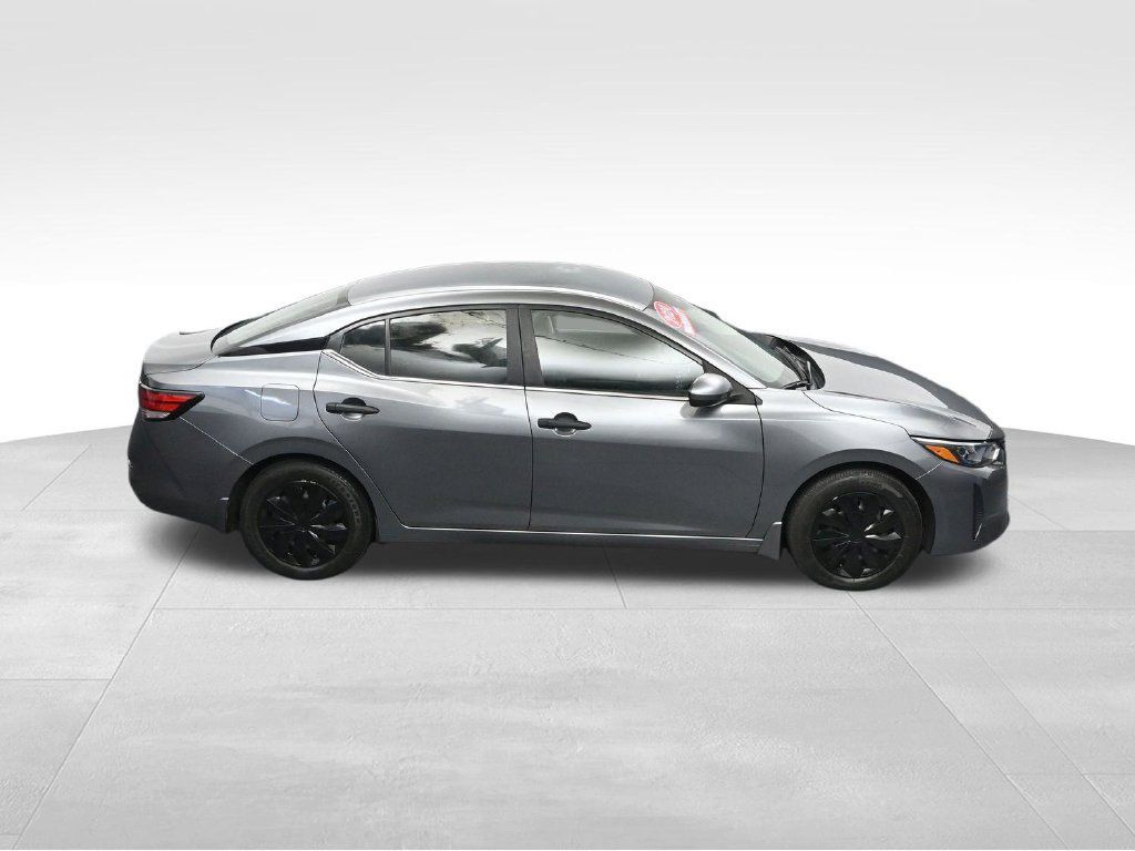 Used 2024 Nissan Sentra S FWD image 34