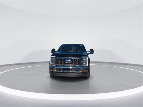 Used 2024 Ford F450 Lariat w/ Lariat Ultimate Package image 3