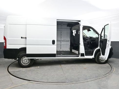 Used 2023 RAM ProMaster 2500 FWD image 43