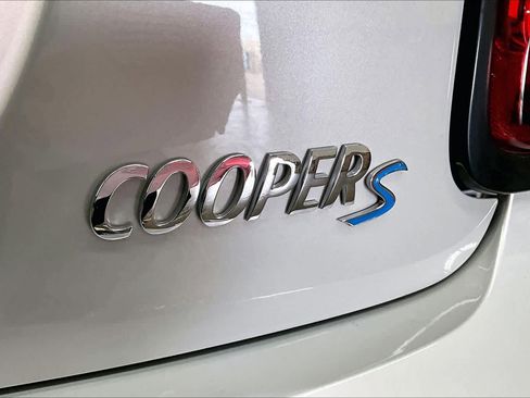 Used 2022 MINI Cooper S image 11