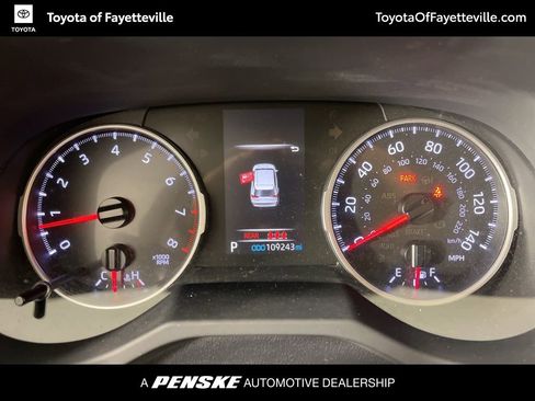 Used 2019 Toyota RAV4 LE image 31