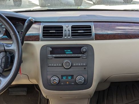 Used 2011 Buick Lucerne CXL w/ Driver Confidence Package image 11