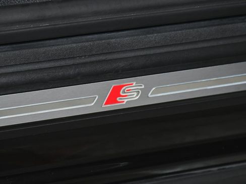 Used 2023 Audi SQ5 Premium w/ Convenience Package AWD/4WD image 16