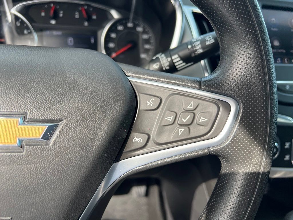 Used 2022 Chevrolet Equinox LS w/ LS Convenience Package FWD image 36
