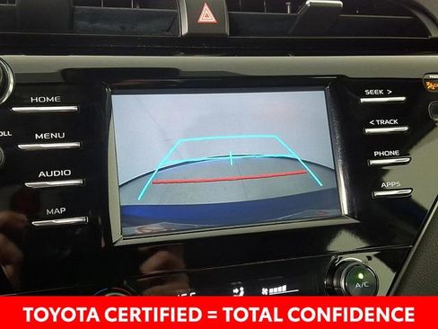 Used 2019 Toyota Camry SE FWD image 23