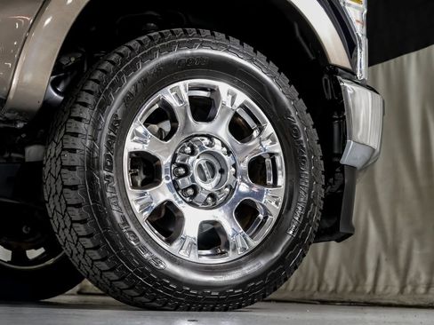 Used 2022 Ford F250 King Ranch w/ King Ranch Ultimate Package AWD/4WD image 56