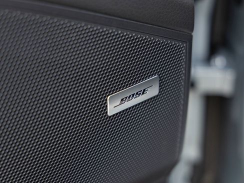 Certified 2025 Porsche Cayenne image 24