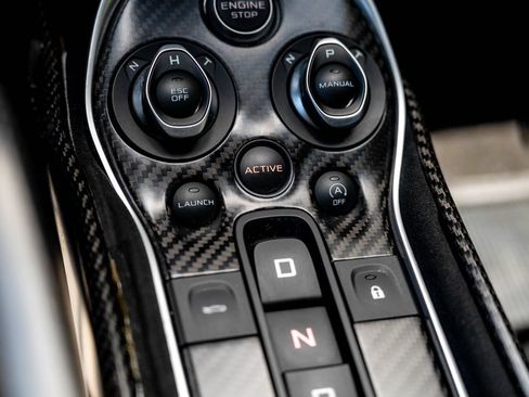 Used 2019 McLaren 600LT RWD image 73