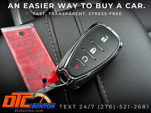 Used 2023 Chevrolet Blazer LT FWD image 28