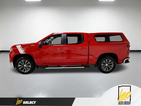 Used 2024 Chevrolet Silverado 1500 LT AWD/4WD image 12