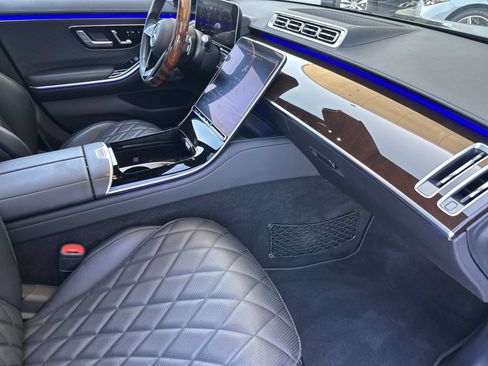 Used 2024 Mercedes-Benz S 580 4MATIC Sedan image 17