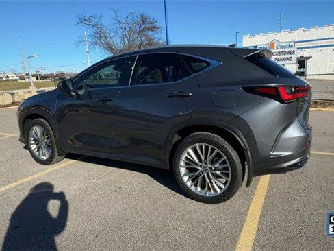 Used 2025 Lexus NX 350 NX 350 Luxury AWD image 7