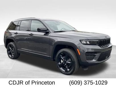 New 2025 Jeep Grand Cherokee Altitude