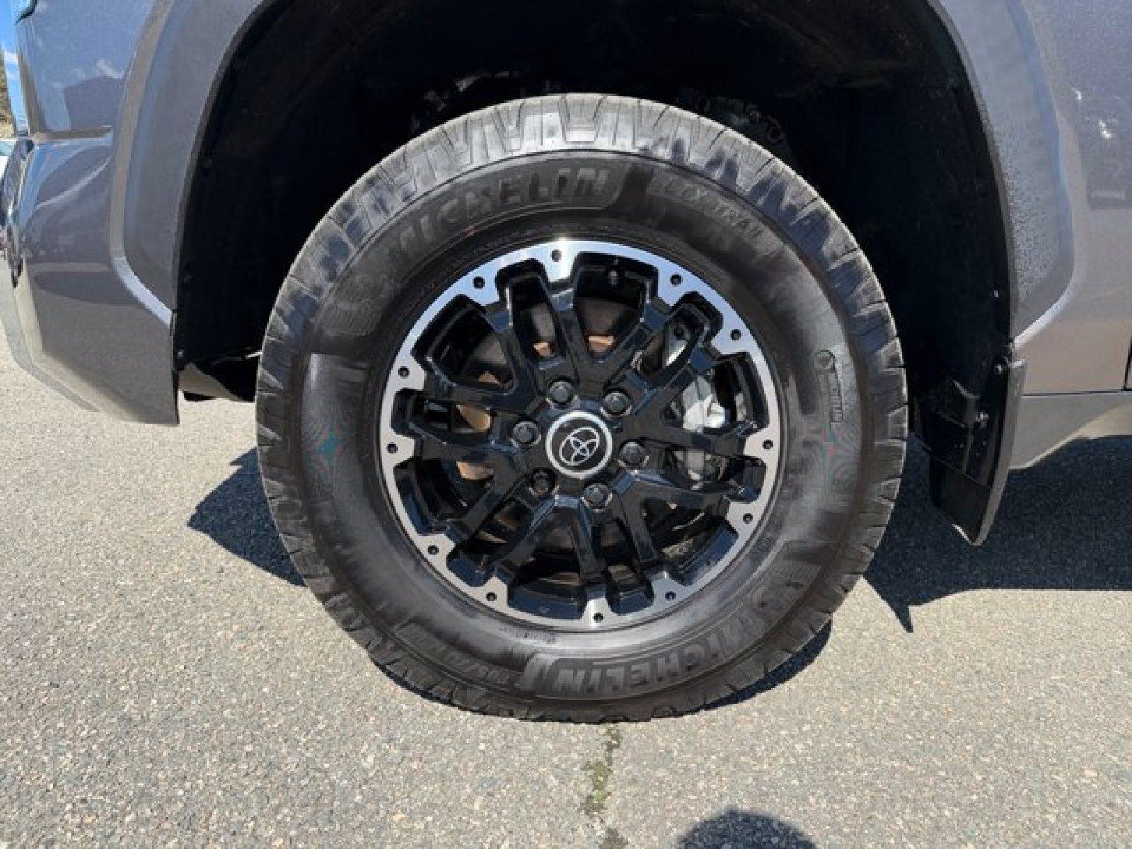 Used 2024 Toyota Tundra SR5 w/ TRD Off-Road Package AWD/4WD image 9
