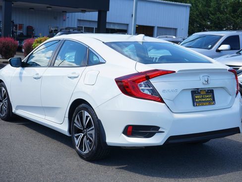 Used 2016 Honda Civic EX-L image 3