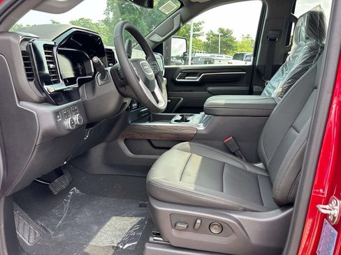 New 2026 GMC Sierra 2500 SLT w/ SLT Premium Package AWD/4WD image 6