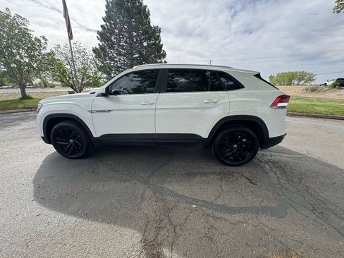 Used 2023 Volkswagen Atlas Cross Sport SE AWD/4WD image 5