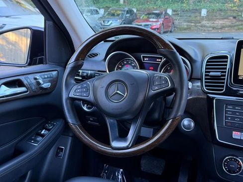 Used 2016 Mercedes-Benz GLE 300d 4MATIC image 18