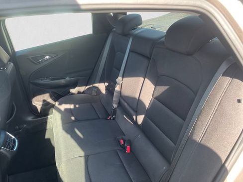 Used 2024 Chevrolet Malibu LT FWD image 13